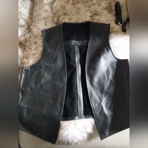 Leather vest for men or women